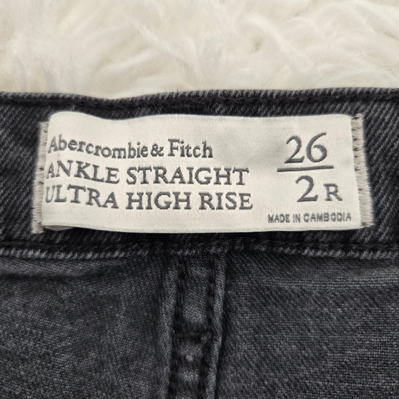 Abercrombie & Fitch Ankle Straight Ultra High Rise Black Distressed Jeans Size 2 - Picture 7 of 8
